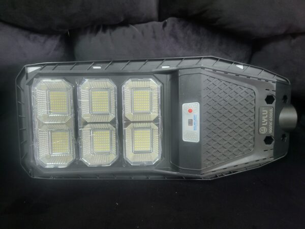Соларна лампа 900W, IP67