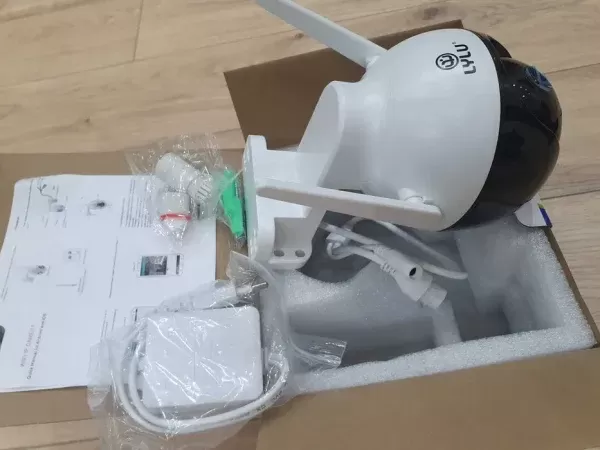 Куполна Wi-FI камера Smart Sphere 6MP за наблюдение